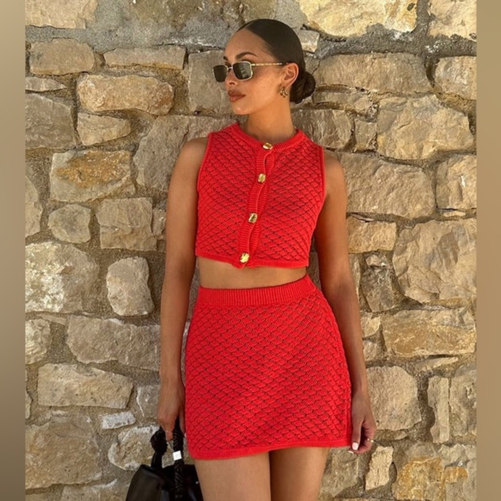 Meshki Lorenza Crochet Button Down Crop Top Pomegranate Medium